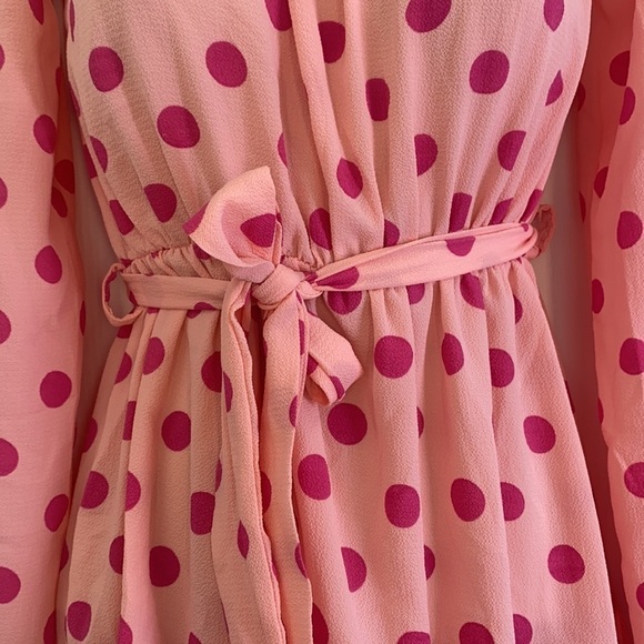 PrettyLittleThing- Dusty Pink Polka Dot Bardot Tie Waist Shift Dress Size 2 - Picture 4 of 13